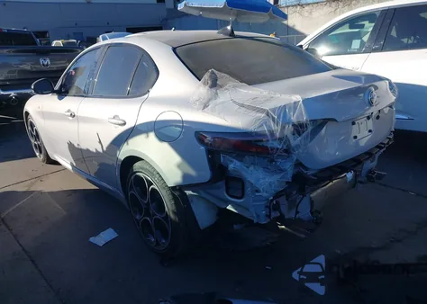 2024 Alfa Romeo Giulia Ti Rwd z USA, uszkodzony, nr VIN ZARFAMBNXR7677672